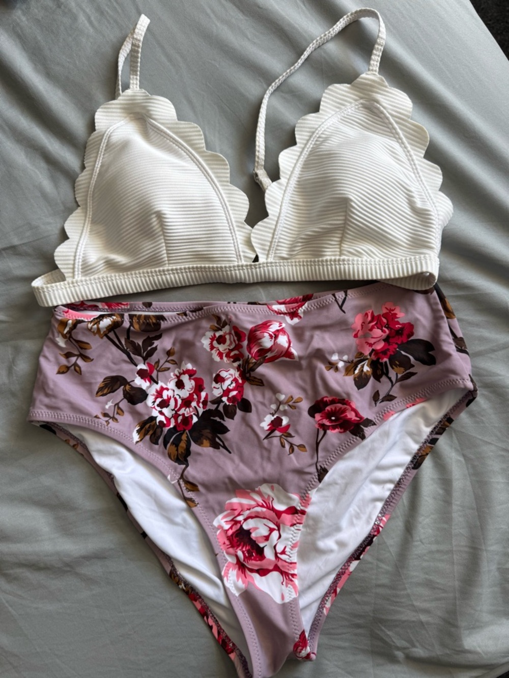 Cupshe White Scallop Bralette & Floral High-Waist Bikini Bottom